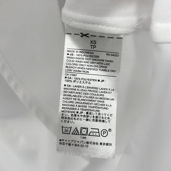 Banana Republic Factory Scalloped Sleeveless Top Women’s Size XS in White - EUC! - Picture 6 of 7